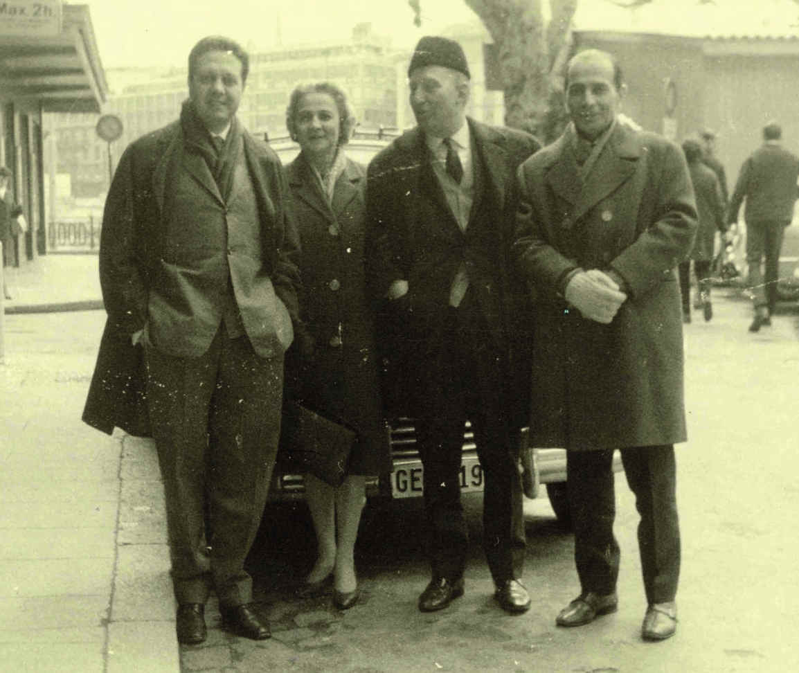 Mário Alberto Nobre Soares, Maria Palmira de<br />
Macedo Tito de Moraes, Francisco Ramos da<br />
Costa e Manuel Alfredo Tito de Morais, em 1964.